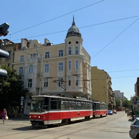 113 In With 2br And 2 Full Bath * Szófia