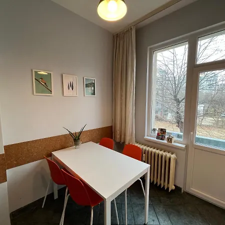 113 In With 2br And 2 Full Bath