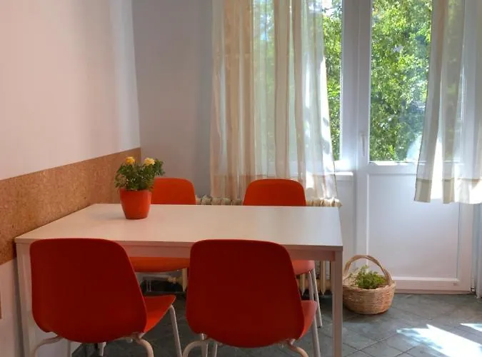 113 In With 2br And 2 Full Bath * סופיה