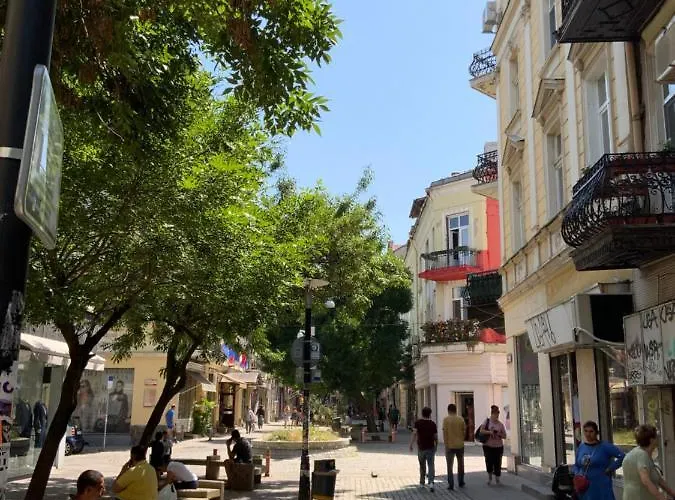 113 In With 2br And 2 Full Bath * Sofia