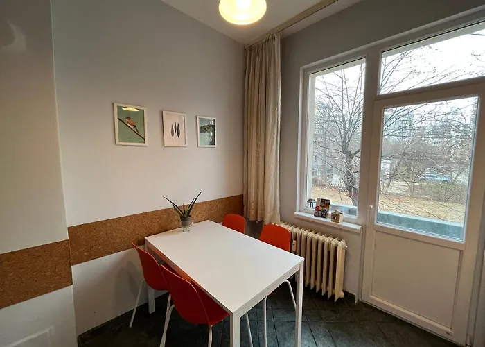 113 In With 2br And 2 Full Bath